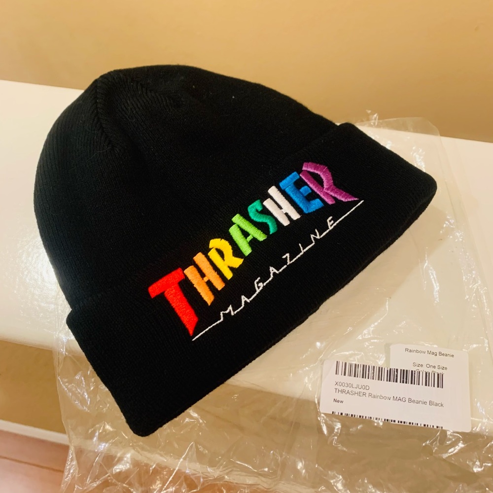 Thrasher rainbow beanie NEW